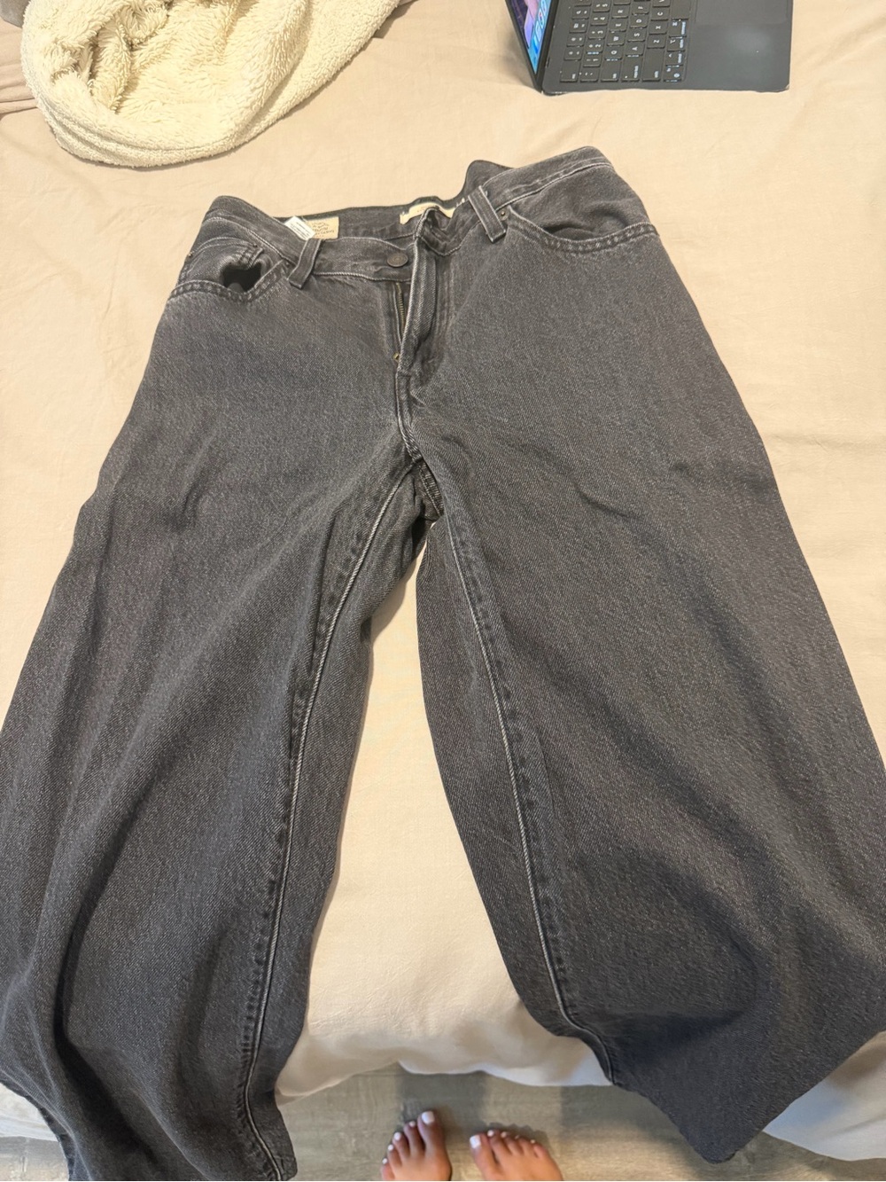 Levi's Women's Boyfriend Jeans in Washed Black